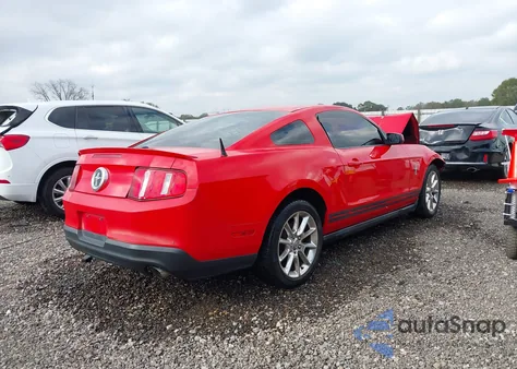 2011 Ford Mustang V6 Premium z USA, uszkodzony, nr VIN 1ZVBP8AM6B5122305